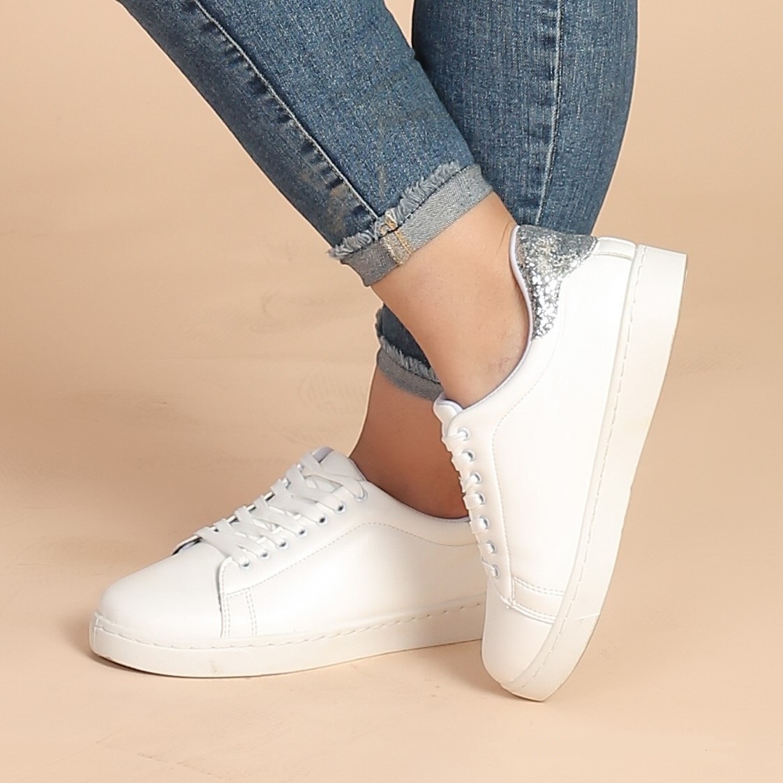 S3 women flat